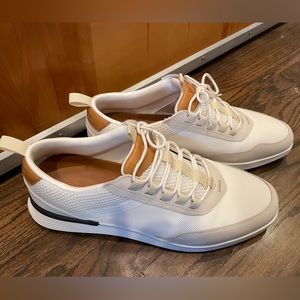 Wolf and Shepherd Crossover Victory Trainer